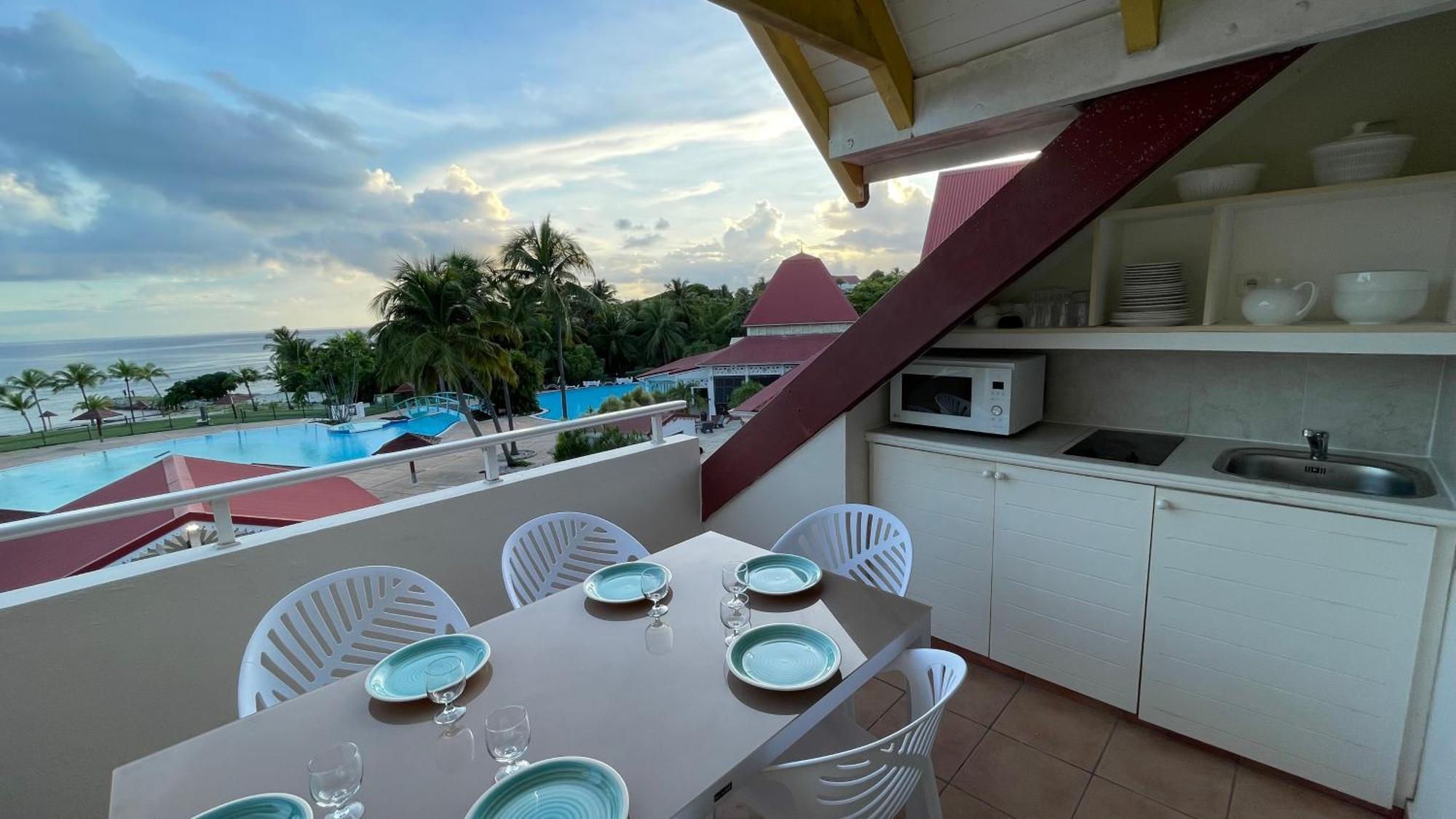Sur La Plage, Village Vacances Sainte-Anne Ngoại thất bức ảnh